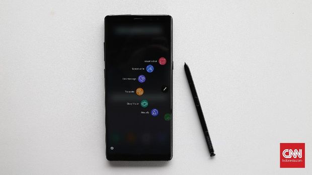 Lebih Baik Pilih Galaxy Note 8 daripada S8 Plus