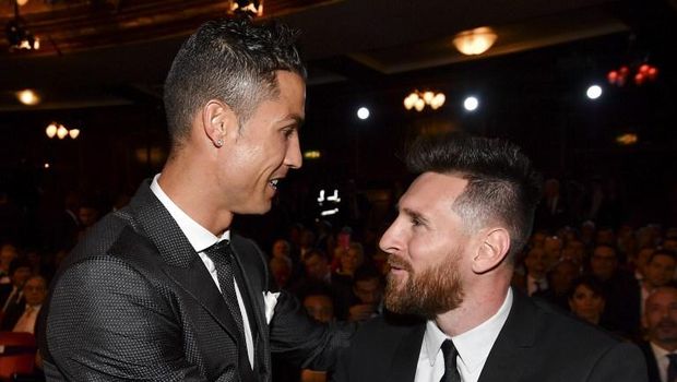 Cristiano Ronaldo dan Messi disebut Neymar sebagai dua ikon sepak bola dunia. (