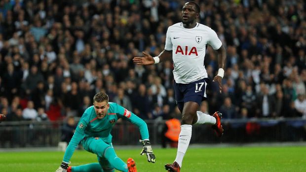 Moussa Sissoko membawa Tottenham Hotspur unggul atas West Ham United pada menit keenam.