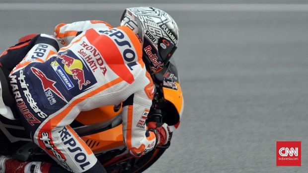 Marc Marquez terjatuh di sesi latihan bebas kedua MotoGP Valencia.
