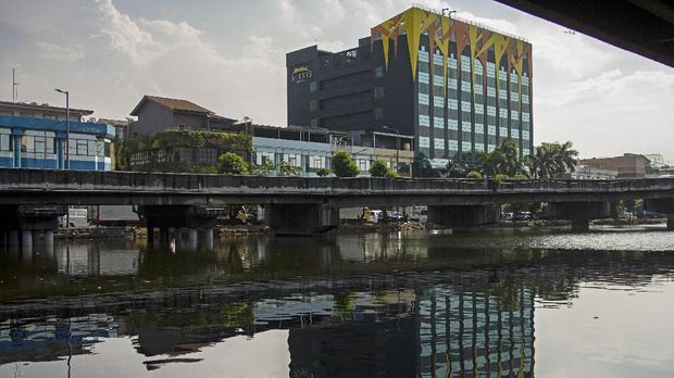 Ragam Respons Warga Sekitar Soal Penutupan Hotel Alexis