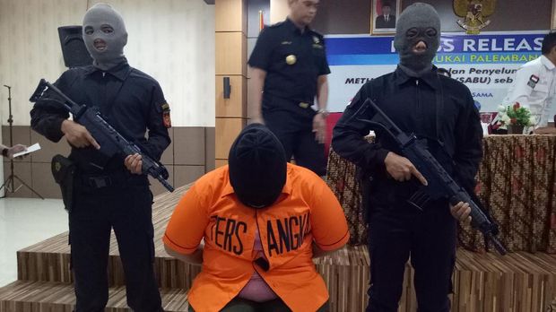 Nekat! Wanita Ini Benamkan Sabu Senilai Rp 1 Miliar di Anusnya
