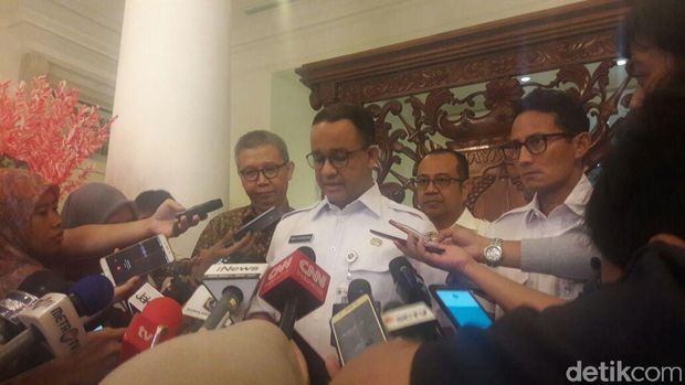 Anies Tetapkan UMP DKI Jadi Rp 3,6 Juta