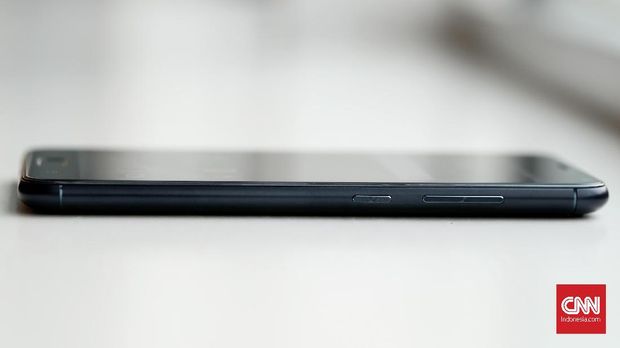 Asus Zenfone 4 Pro Max, Baterai Satu-satunya yang Memuaskan