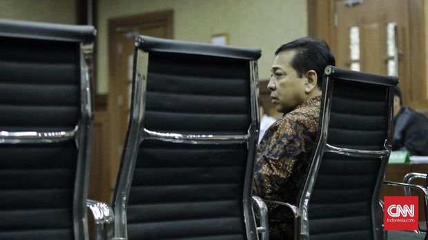 Ketua DPR Setya Novanto saat memberikan kesaksian untuk terdakwa Andi Agustinus alias Andi Narogong di Pengadilan Tindak Pidana Korupsi Jakarta, Jumat (3/11).