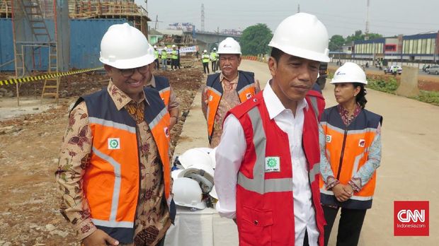 Suara Protes Pembebasan Lahan saat Jokowi Tinjau Tol Becakayu
