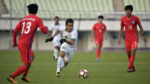 Egy Maulana Vikri dan kawan-kawan takluk 1-4 dari Korea Selatan. (