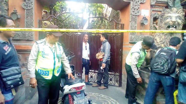 Ini Foto Bukti di Rumah Anggota DPRD dari Gerindra: Bong hingga Pistol