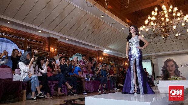 5 Busana Andalan Karina Nadila untuk Miss Supranational 2017