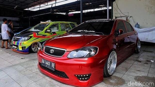 70 Mobil Modifikasi Adu Ganteng di Pekanbaru 70 Mobil Modifikasi Adu Ganteng di Pekanbaru