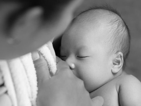 Mastitis, Keluhan yang Bisa Muncul Saat Menyusui si Kecil