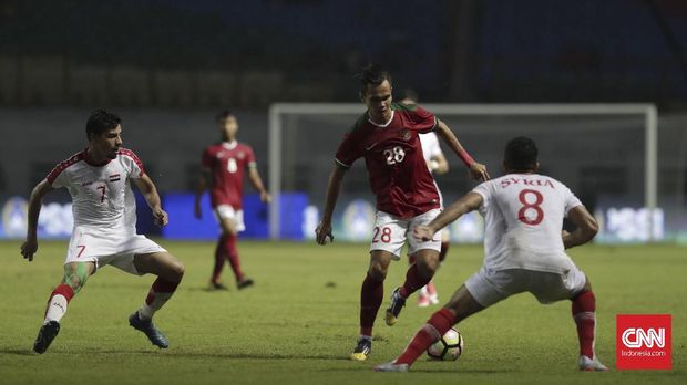 Rezaldi Hehanusa cedera ketika memperkuat Timnas Indonesia melawan Suriah U-23.
