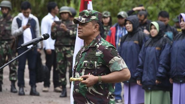 Anggota Komisi I Minta Jokowi Usulkan Calon Panglima November