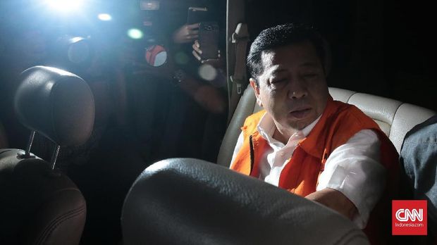 KPK versus Setnov Episode 2: Adu Taktik Jelang Praperadilan
