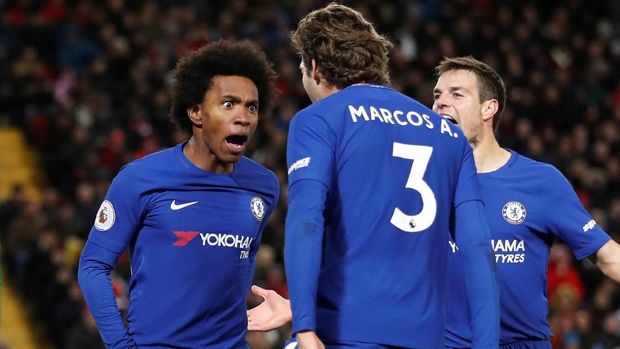 Willian menyelamatkan Chelsea dari kekalahan atas Liverpool di Anfield.
