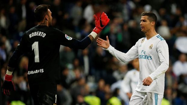 Cristiano Ronaldo menjadi pahlawan kemenangan Real Madrid atas Malaga.