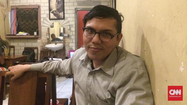 Cerita Dosen dan Guru yang Setia Jadi Anak Punk (EMBARGO)
