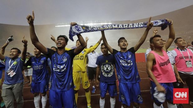 PSIS Semarang sempat jadi juara Liga Indonesia dan perserikatan.