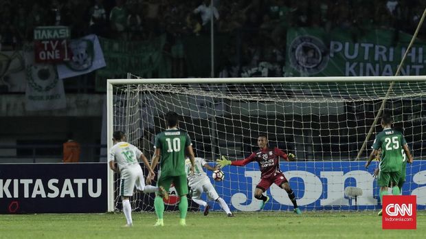 PSMS kalah 2-3 dari Persebaya di final Liga 2. (