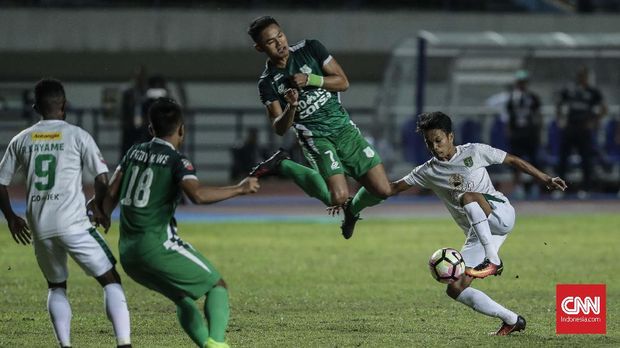 PSMS Medan kalah 2-3 dari Persebaya di laga final Liga 2 2017.