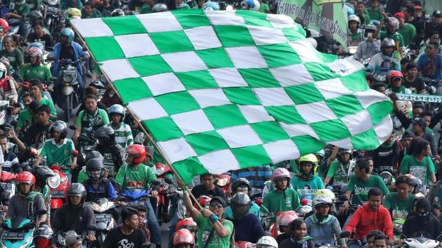 Suporter Persebaya bakal kembali mendapatkan akses masuk dan parkir saat Piala Presiden 2018 nanti.