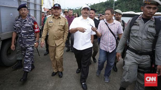 Kala KRI Bima Suci dan Dewa Ruci Intim dengan Warga Sabang