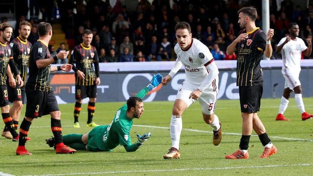 Giacomo Bonaventura menyumbang satu gol dan assist bagi AC Milan ketika bertamu ke markas Benevento.