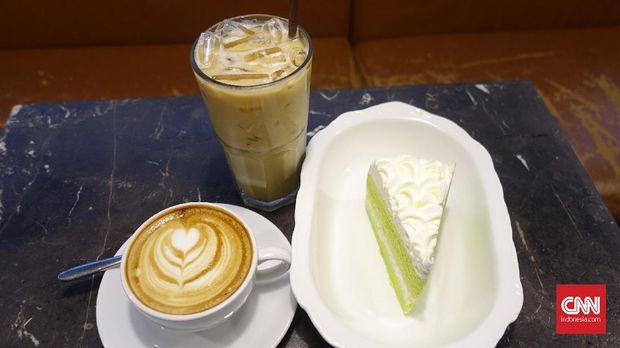 Menjajal Kedai Kopi dan Teh ala Bangkok