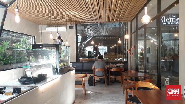Menjajal Kedai Kopi dan Teh ala Bangkok