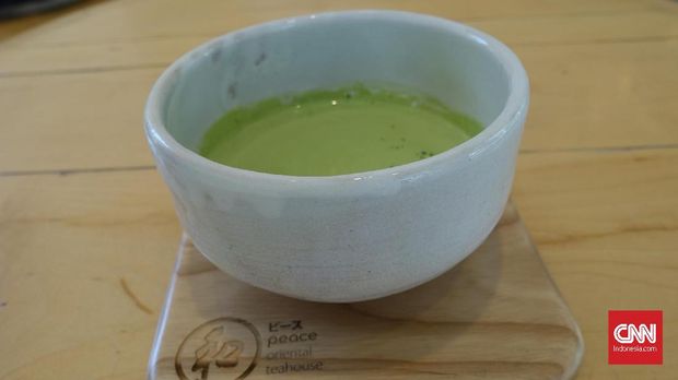 Menjajal Kedai Kopi dan Teh ala Bangkok