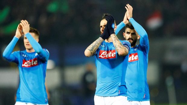 Napoli gagal lolos ke babak 16 besar Liga Champions 2017/2018. (