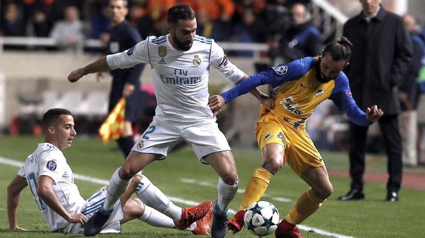 Dani Carvajal percaya Zinedine Zidane dapat membangkitkan Real Madrid.