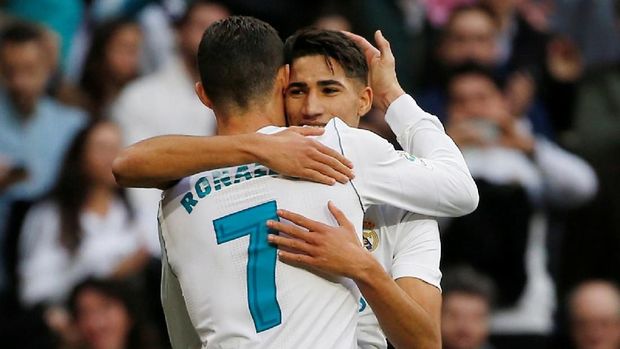 Achraf Hakimi menjadi salah satu pemain yang baru mendapat sedikit menit bermain namun tampil baik saat Real Madrid menghadapi Sevilla.