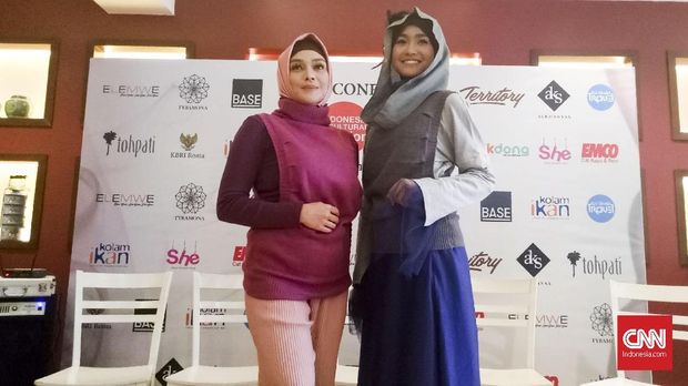 4 Desainer Busana Pamer 'Kain Indonesia' di Milan