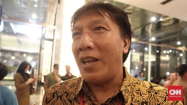 Robby Darwis berharap Timnas Indonesia arahan Luis Milla bisa lolos final Asian Games 2018.