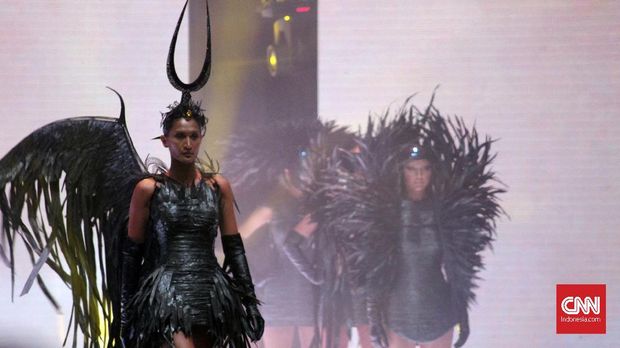 'Equilibrium', Ledakan Imajinasi Rinaldy A Yunardi