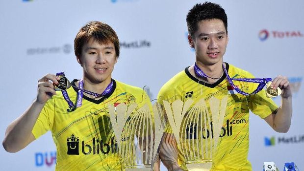 Kevin Sanjaya/Marcus Gideon melawan cedera demi meraih gelar juara BWF Super Series Finals 2017.