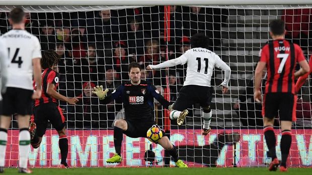Mohamed Salah memperlebar keunggulan Liverpool menjadi 3-0 atas Bournemouth di babak pertama.