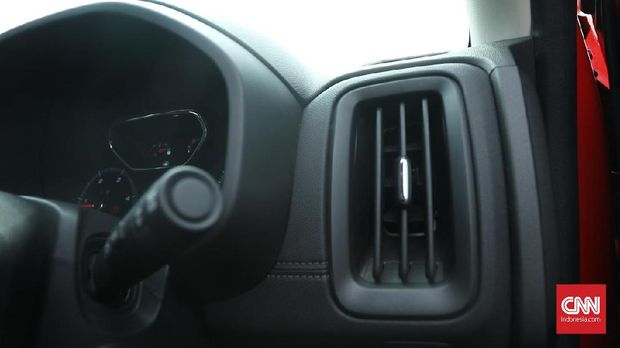 Bekal Tenaga Besar Double Cabin Chevrolet Colorado