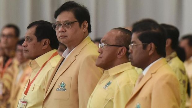 Airlangga dan Bayang-bayang Nama Besar Hartarto