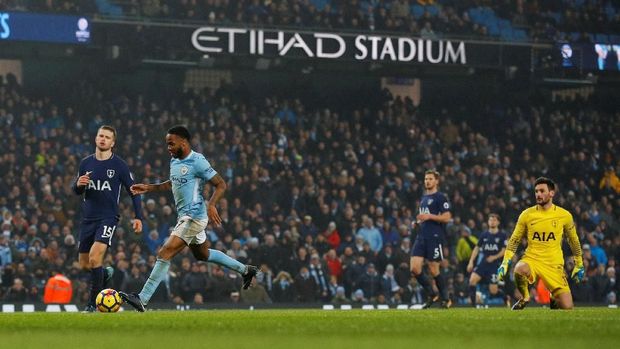 Raheem Sterling justru tampil menggila dan sukses mengemas dua gol pada laga Manchester City vs Tottenham Hotspur.