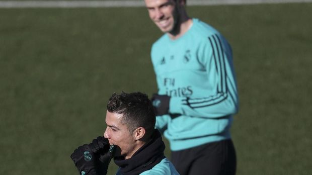 Kembalinya Ronaldo dan Bale membuka peluang Zinedine Zidane memainkan trio BBC di lini depan Real Madrid.