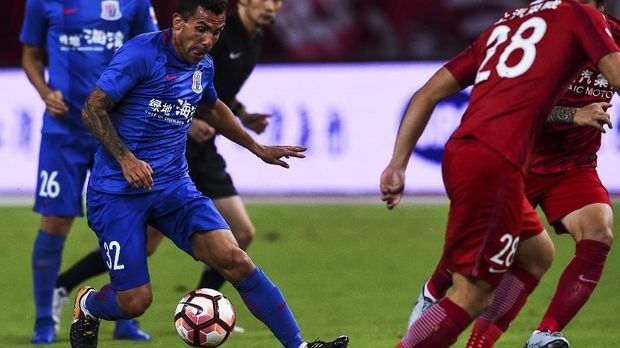 Carlos Tevez pernah diisukan diincar Persib, Herrie Setyawan enggan menanggapinya. (