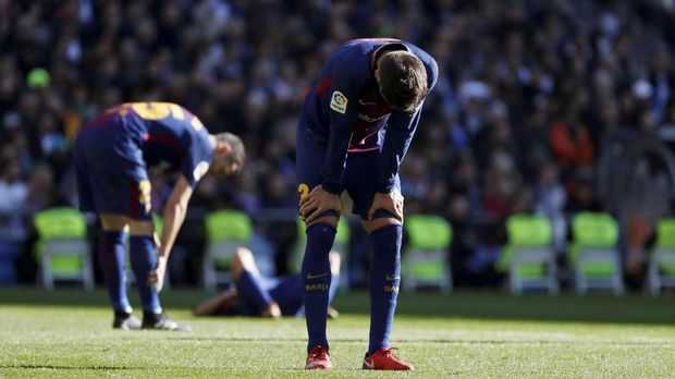 Lini tengah Barcelona kurang tenang di babak pertama.