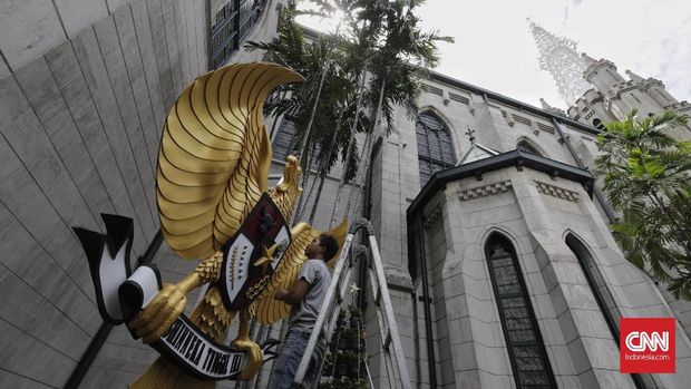 Nuansa Misa Adven di Katedral dan Pengamanan Jelang Natal