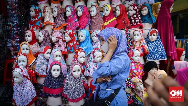 Cerita Sopir Angkot Tanah Abang Morat-Marit Kejar Setoran