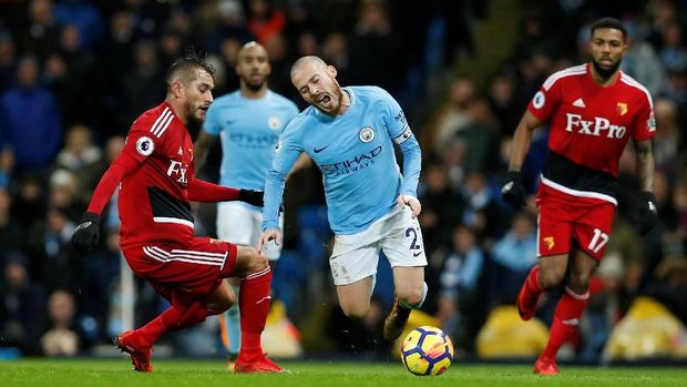 David Silva kembali memperkuat Manchester City setelah absen di dua laga karena alasan pribadi. (