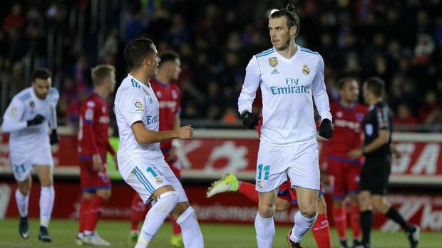 Zinedine Zidane memuji Gareth Bale pada laga Copa del Rey. (