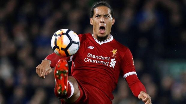 Manajer Liverpool membuat keputusan mendadak dengan menurunkan Virgil van Dijk sebagai starter lawan Everton.