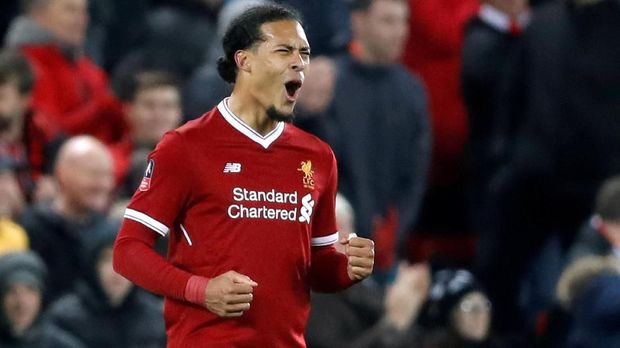 Virgil van Dijk menjadi pemain termahal Liverpool setelah dibeli dari Southampton.